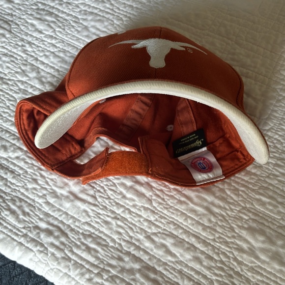 Texas Longhorns hat. - Picture 5 of 6